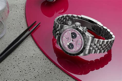 crono tudor rosa|tudor chrono pink qr code.